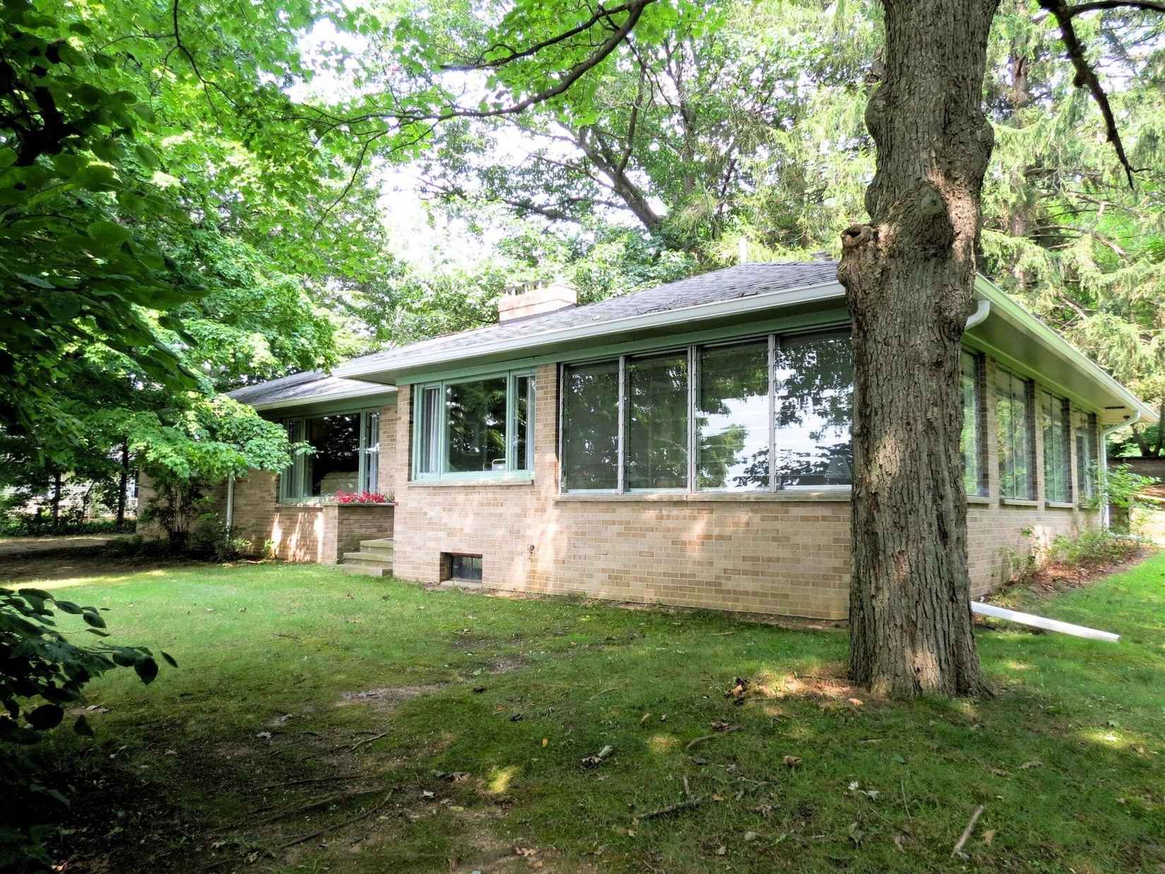 890 White Lk Rd  