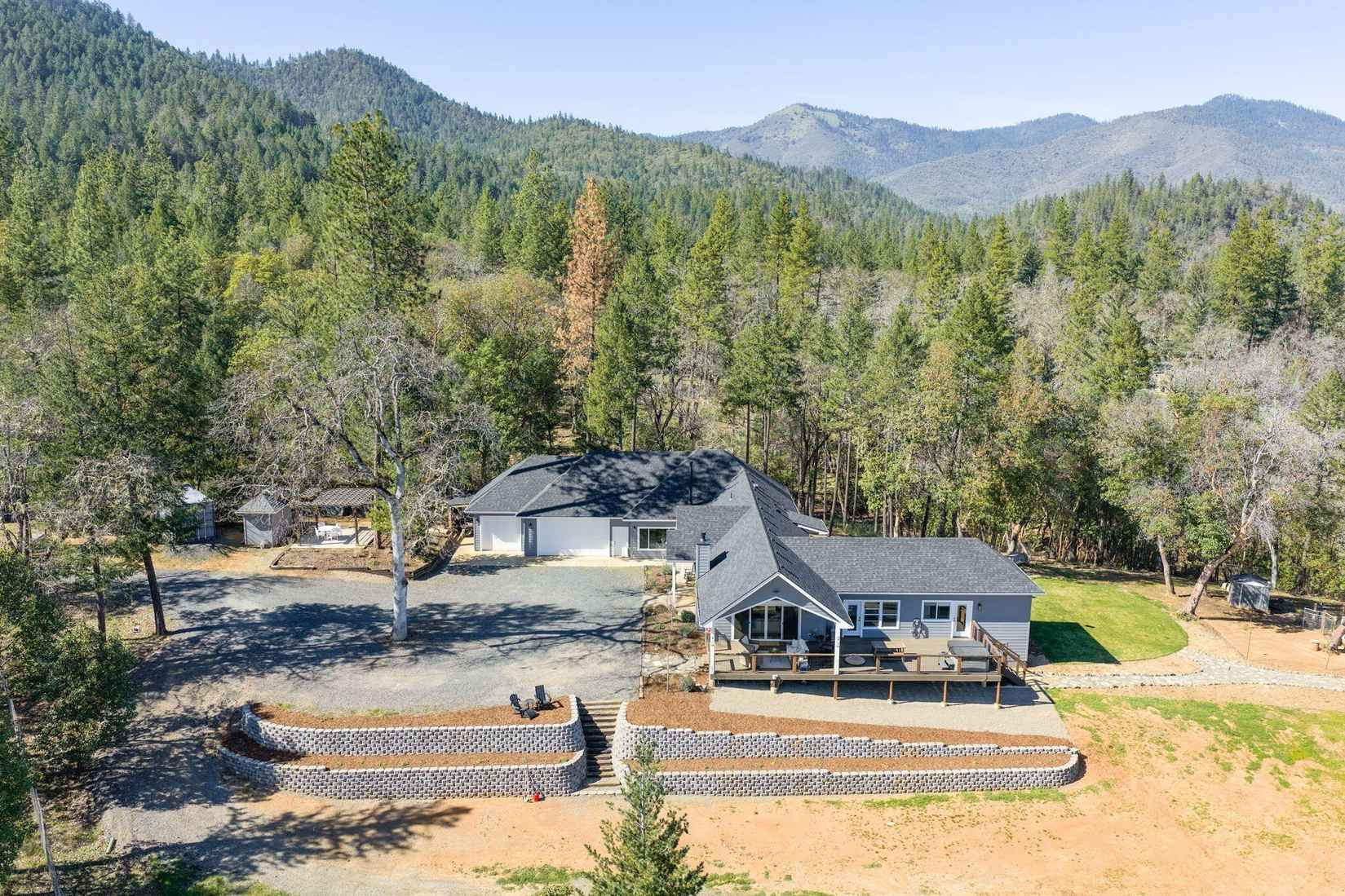 145 Lomas Rd  