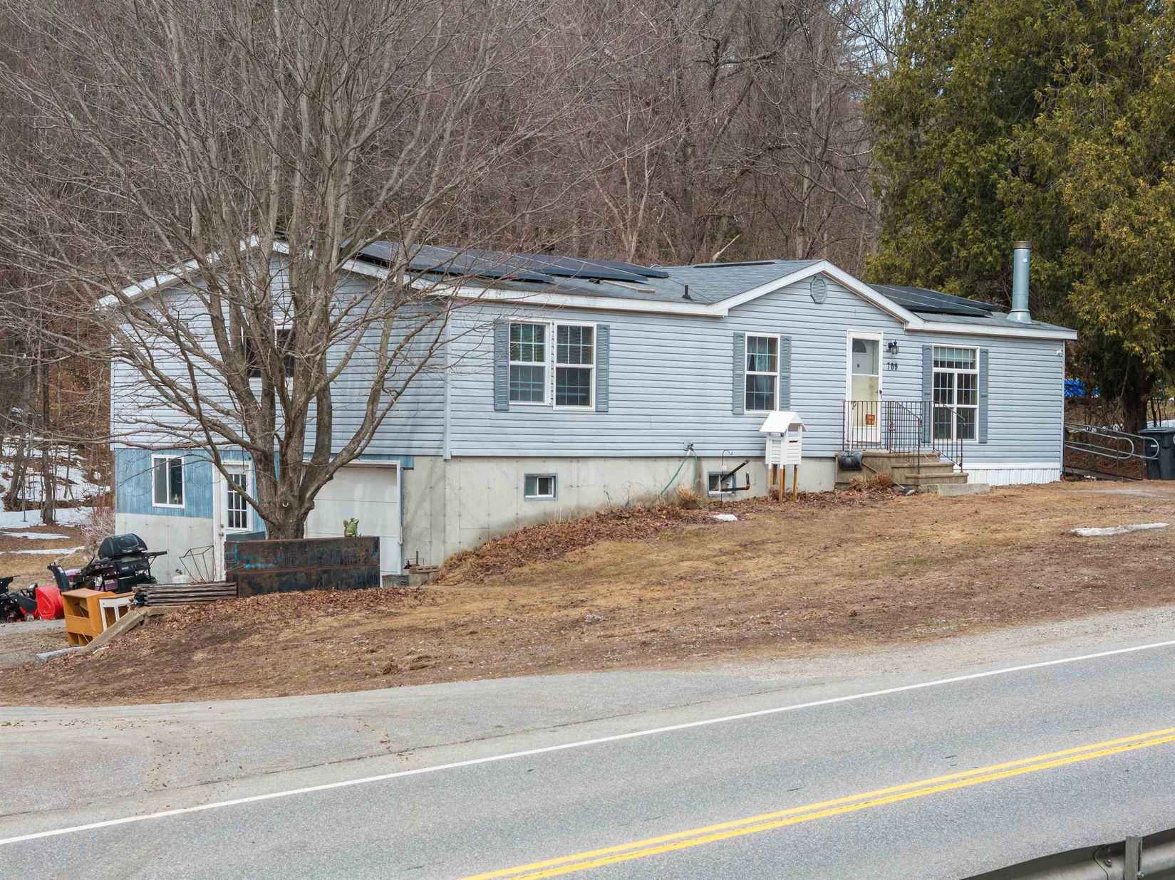 709 S Main St  