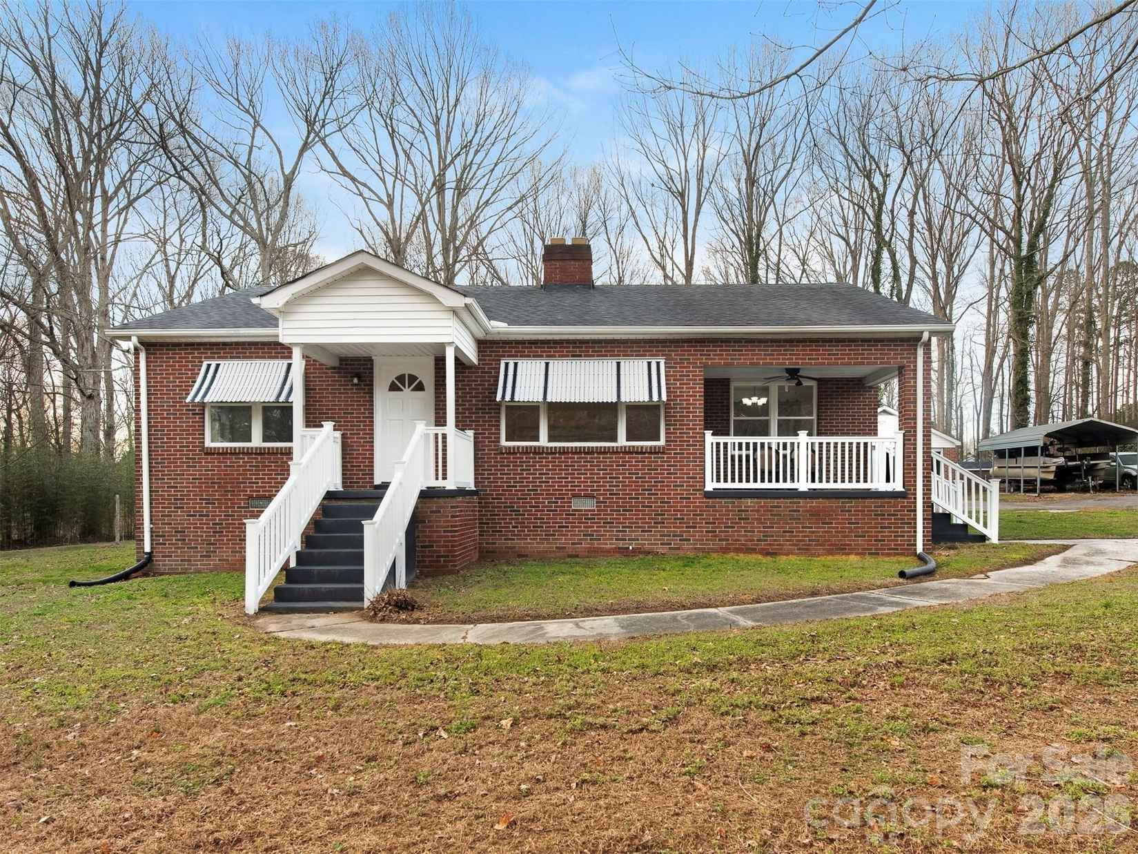 5851 Tuckaseegee Rd  