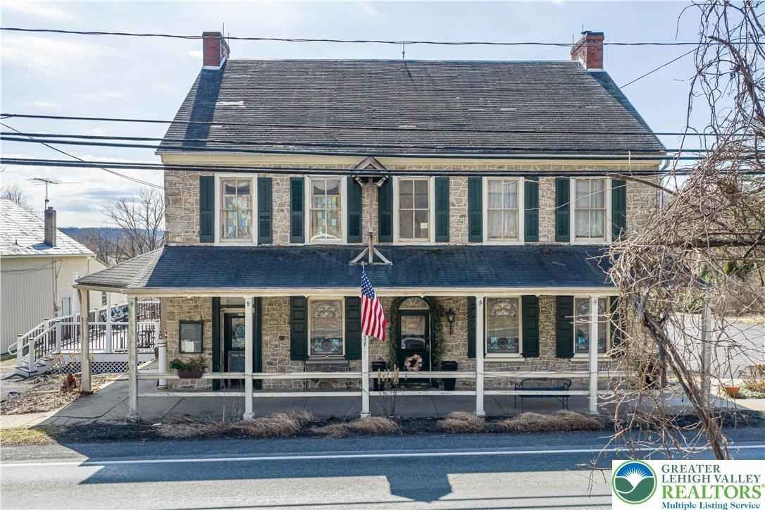 3258 Main St  
