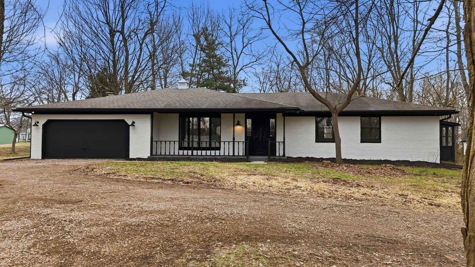 5289 Hazelton-Etna Rd SW  