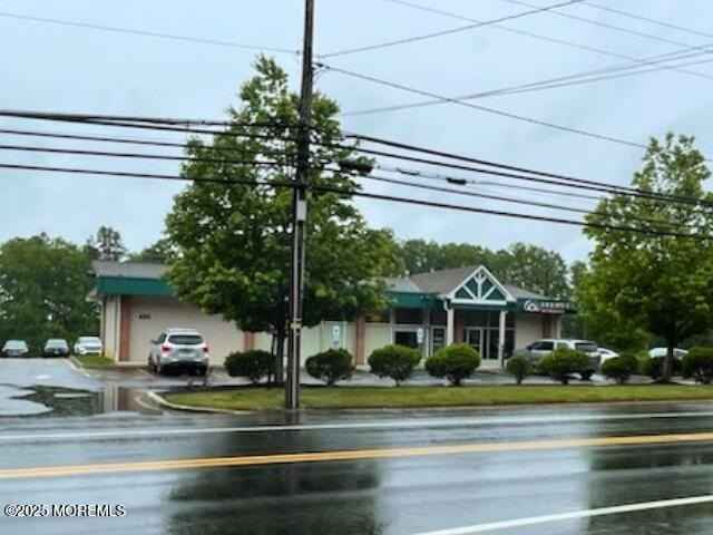 495 W Veterans Hwy  