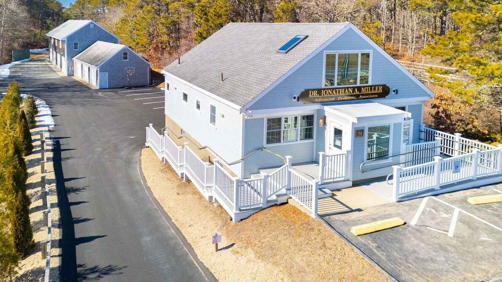 31 Meetinghouse Rd  
