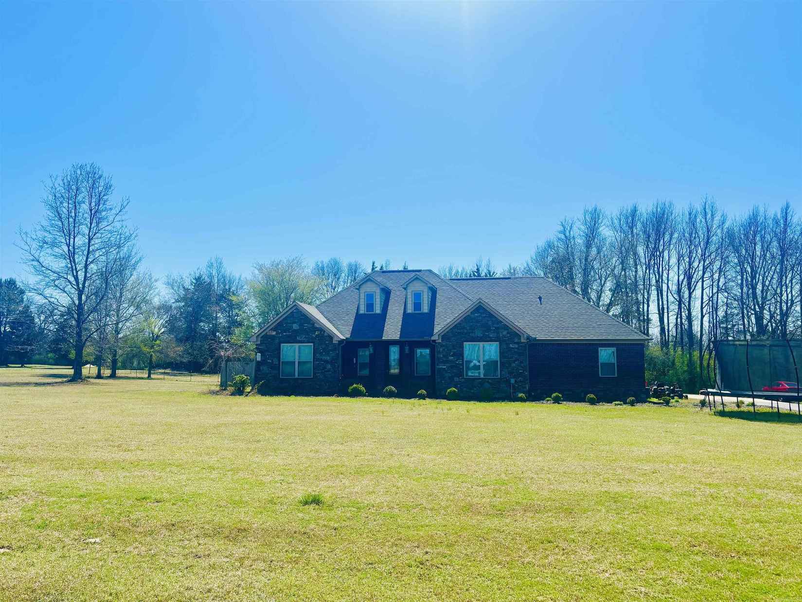 3 Dejarnett Rd  