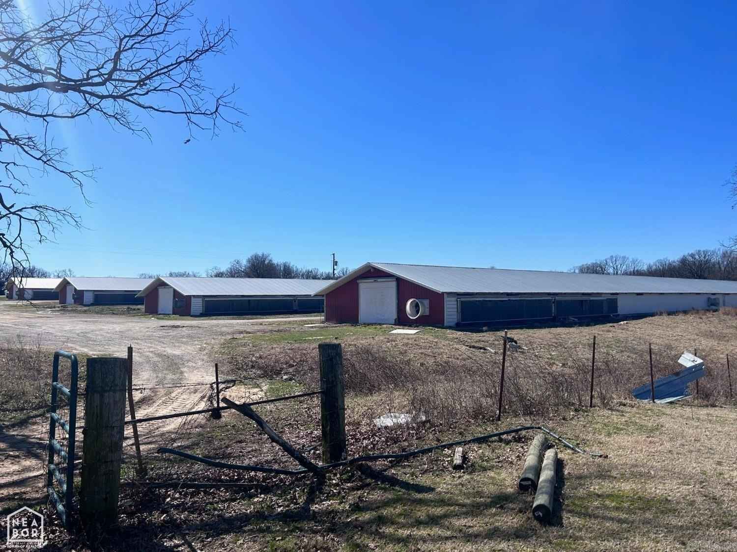 920 hwy 25  
