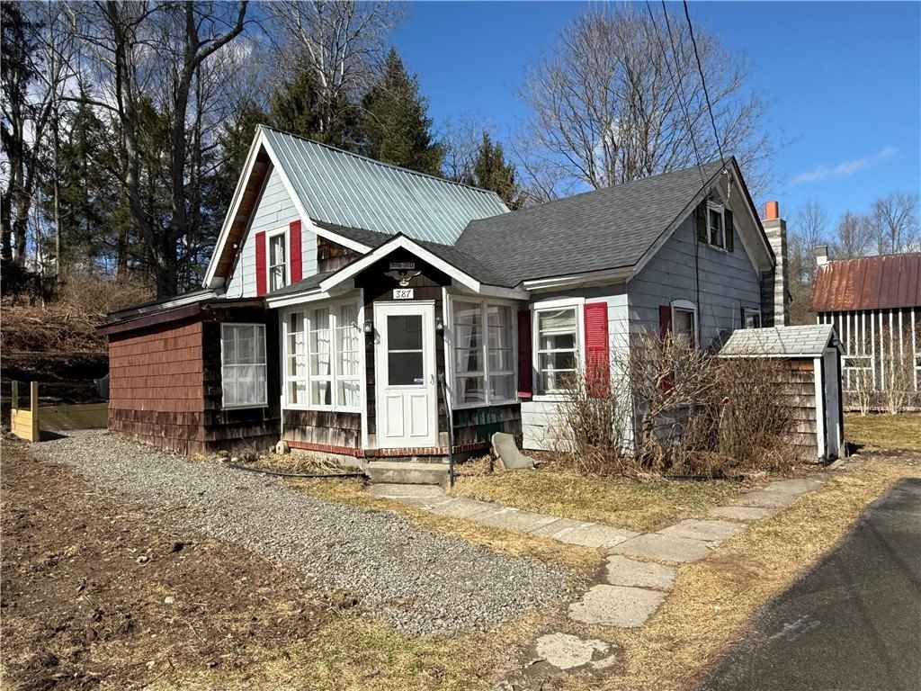 387 Hamilton Valley Rd  
