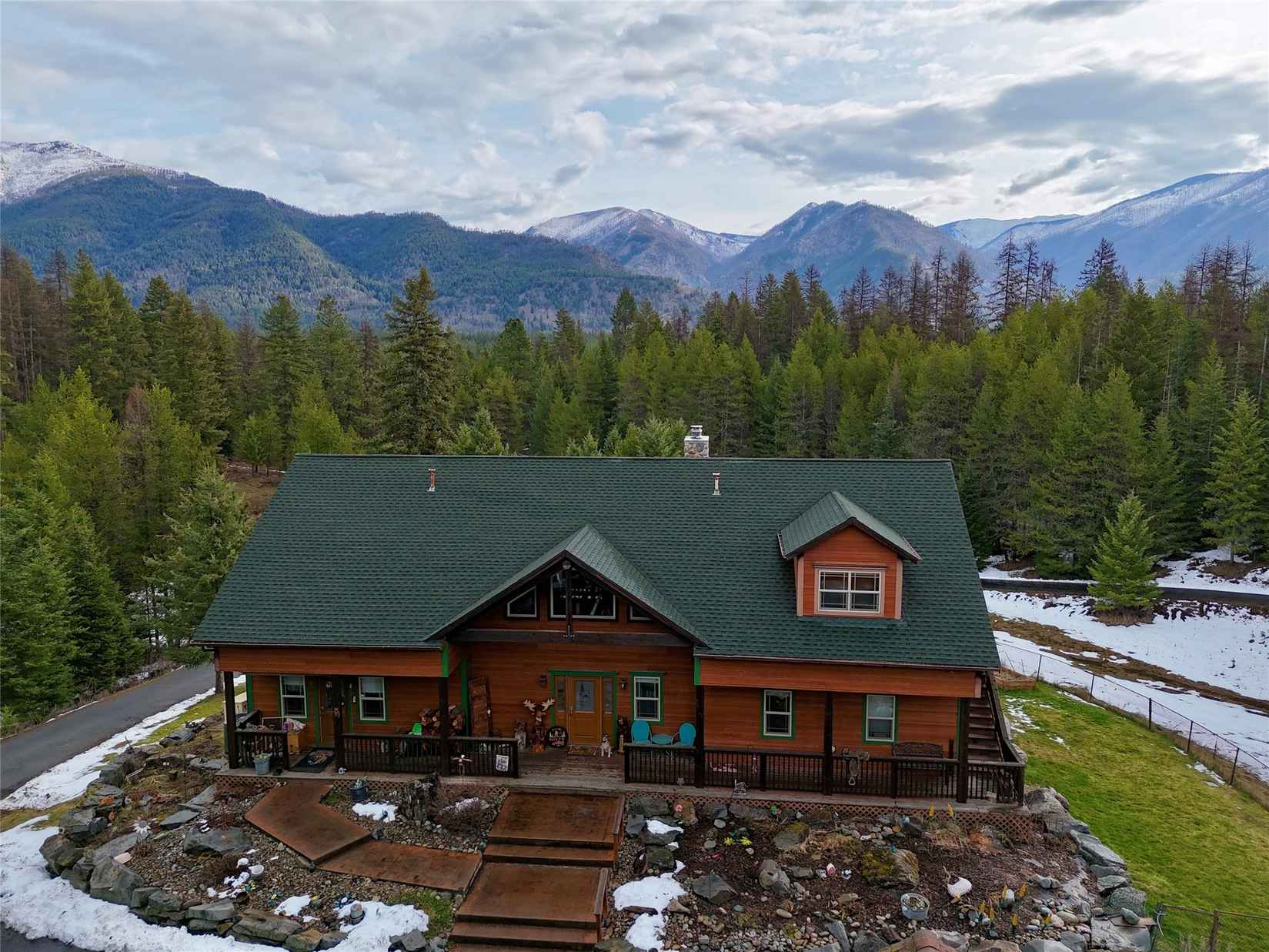 4176 MT Hwy 200  