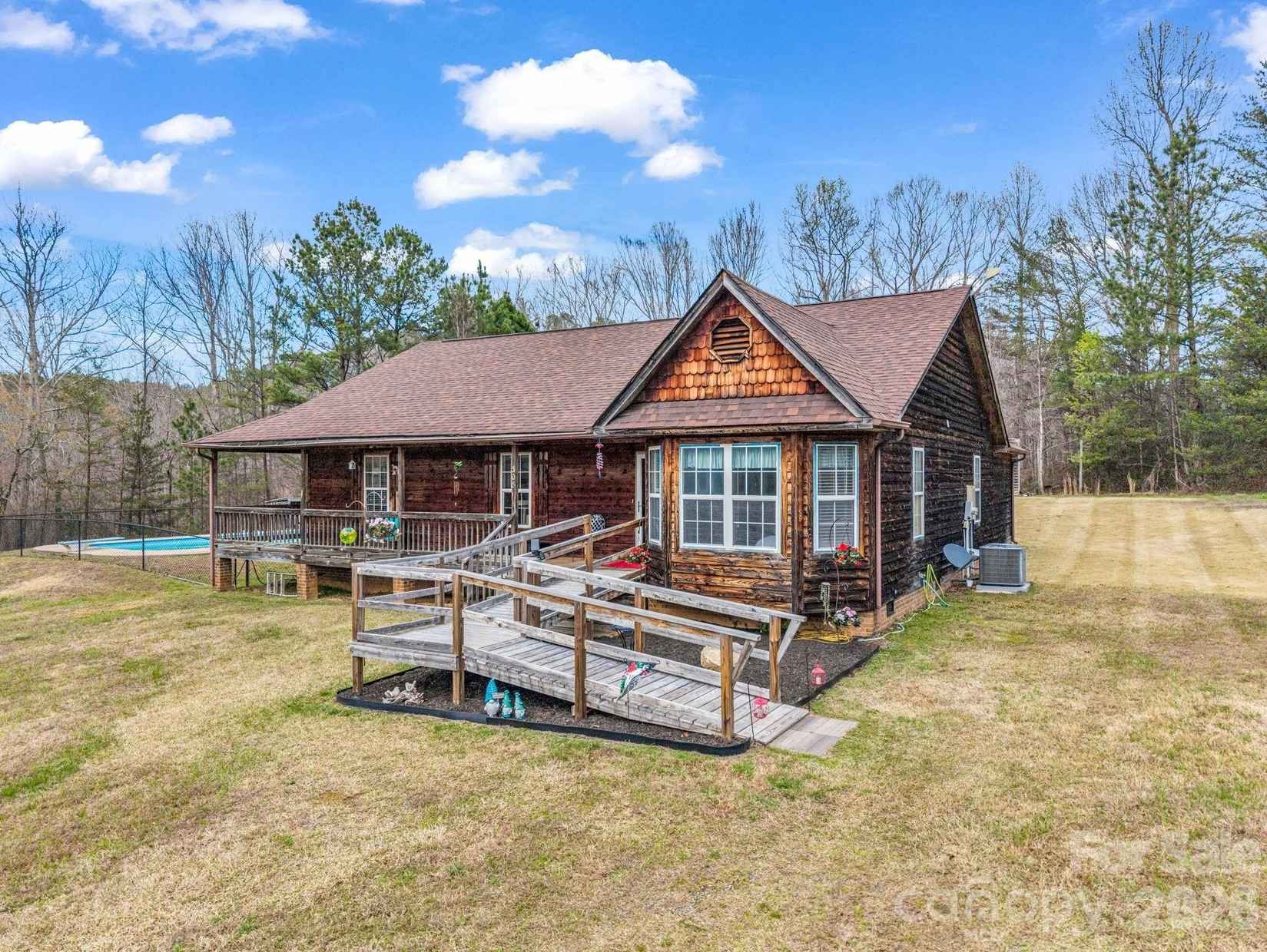308 Frog Holw Rd  