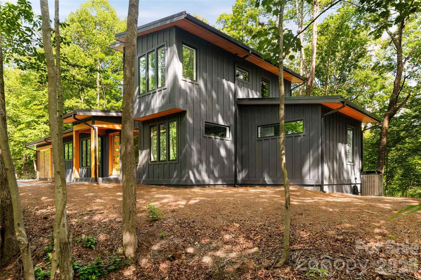 558 Poplar Crst Dr  