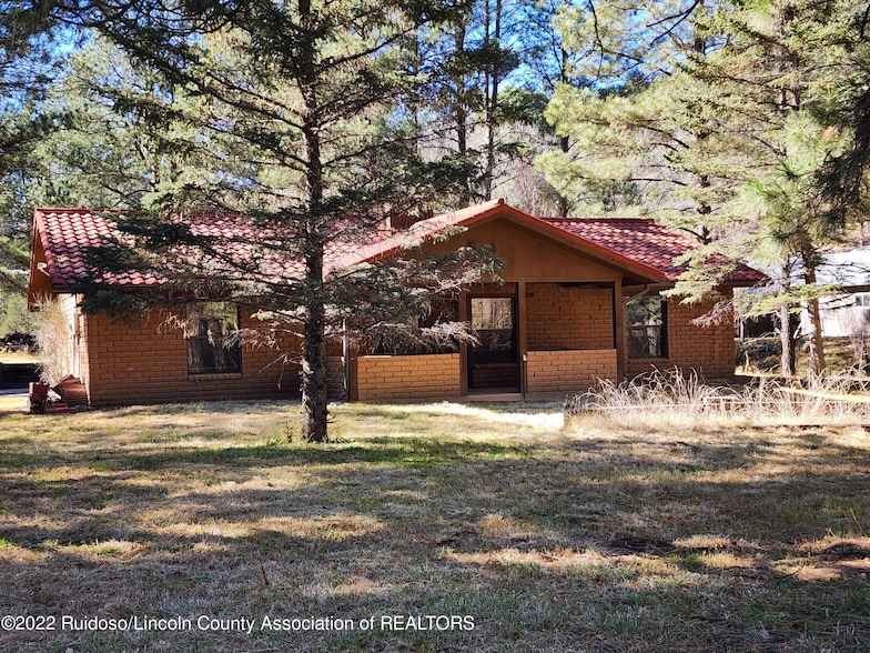 102 Cochise Pl  