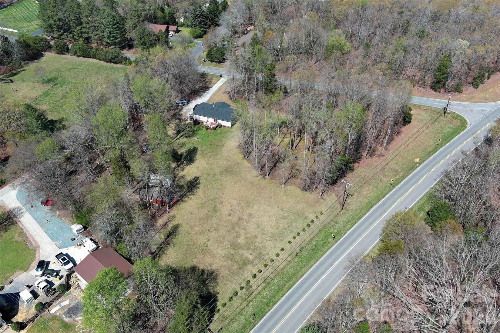 7706 Davis Rd  