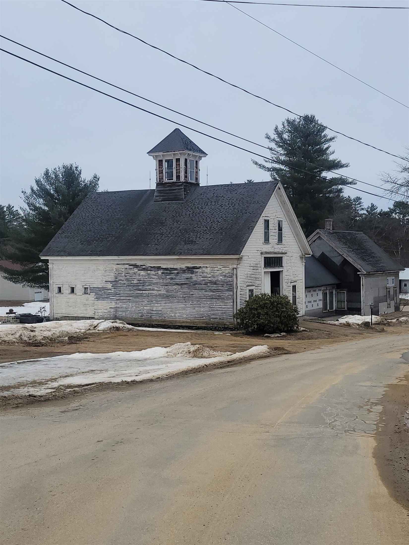 8 Lovejoy Rd  