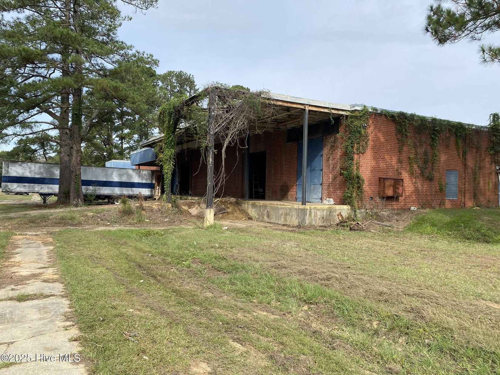 523 Flitter Hl Rd  