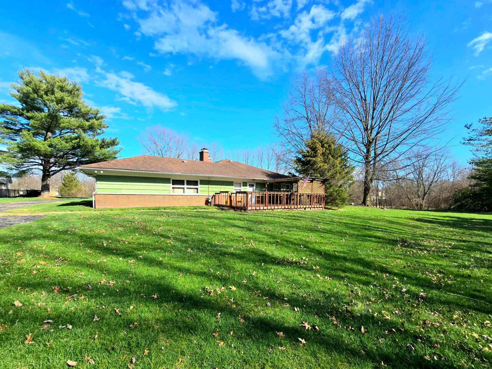 222 Juniper Ave  