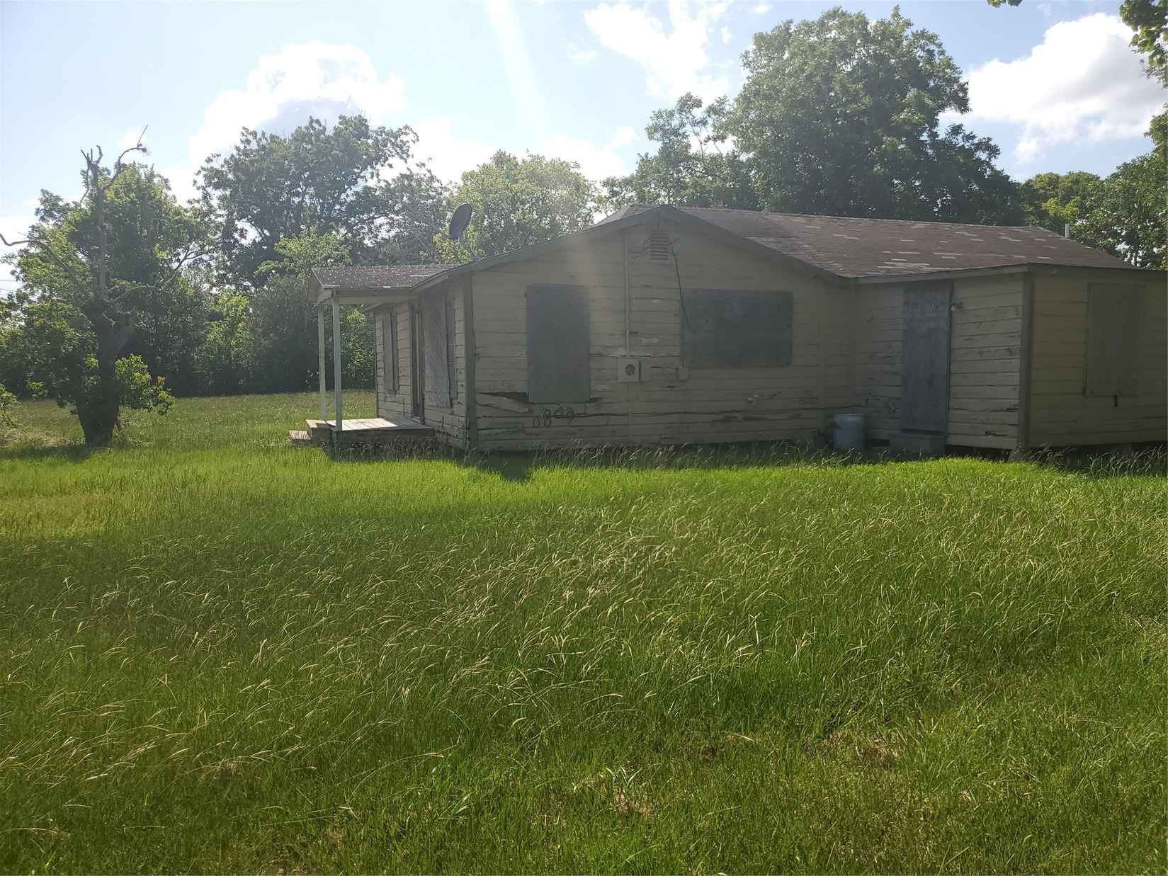 913 Whitson  