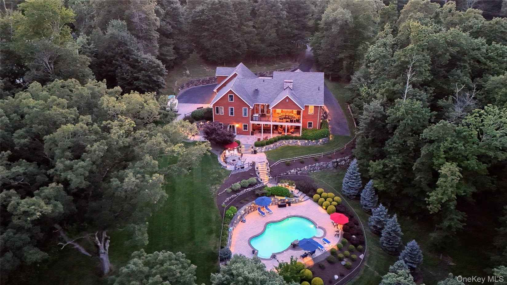 1 Peck Ridge Rd  