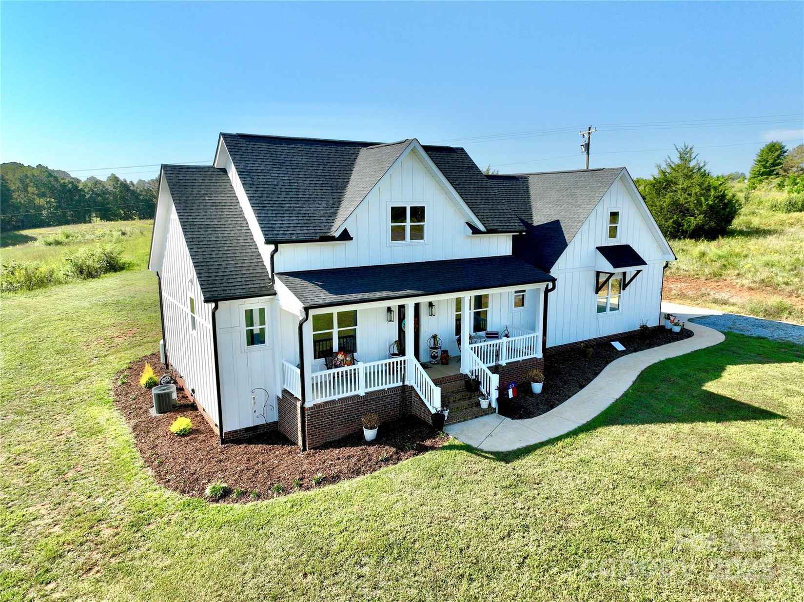 107 Toney Hl Dr  