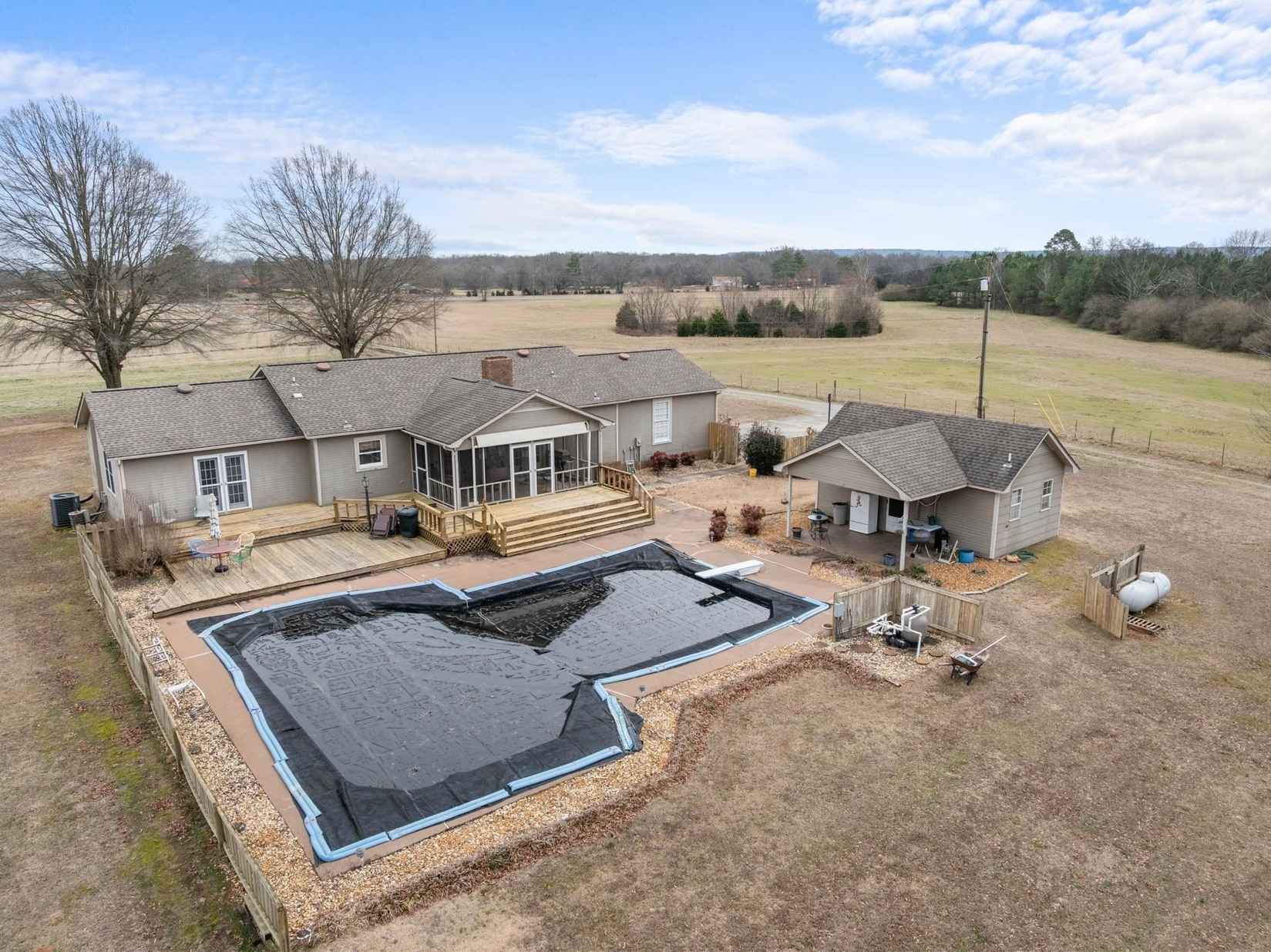 3467 Hwy 55  