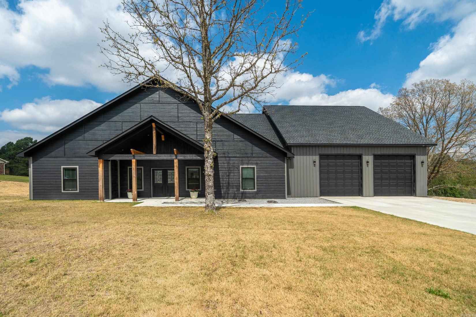 222 Rolling Trl  