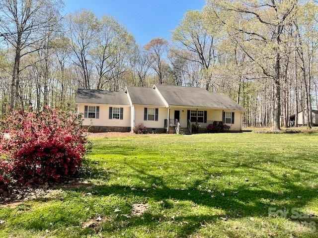 122 John Adam Ln  