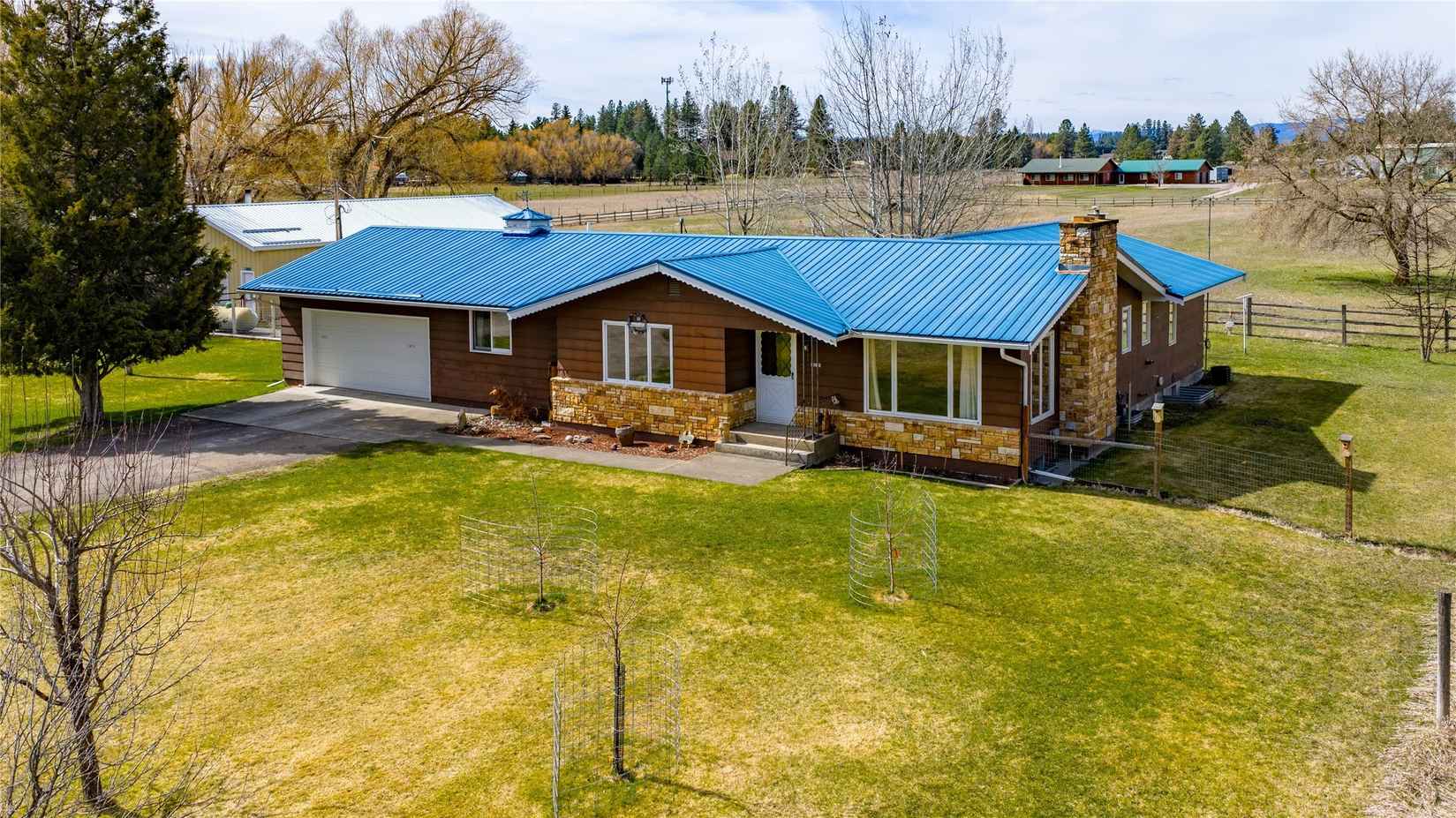 3075 MT Hwy 206  
