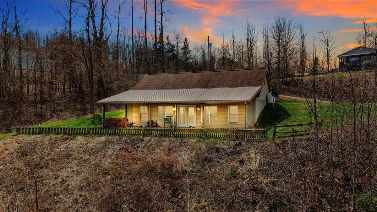 50 Doe Valley Dr SE  