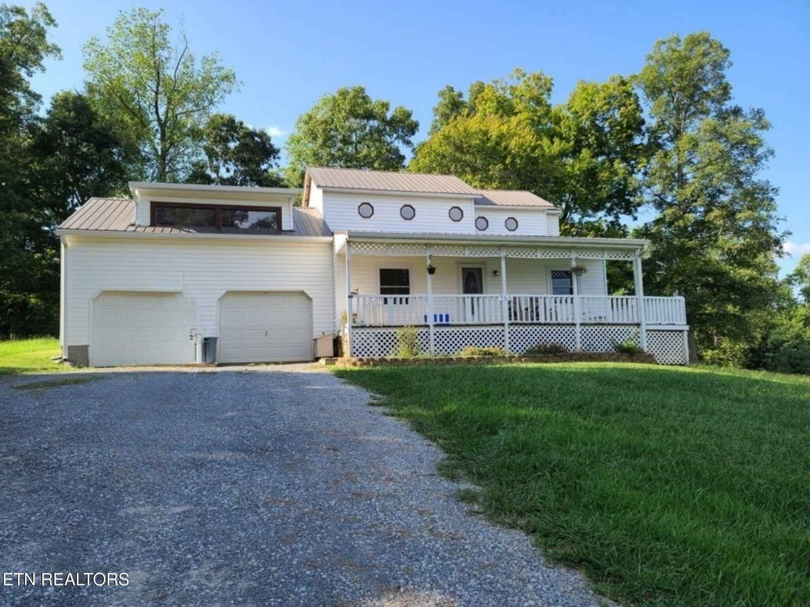 966 Chestnut Grove Rd  