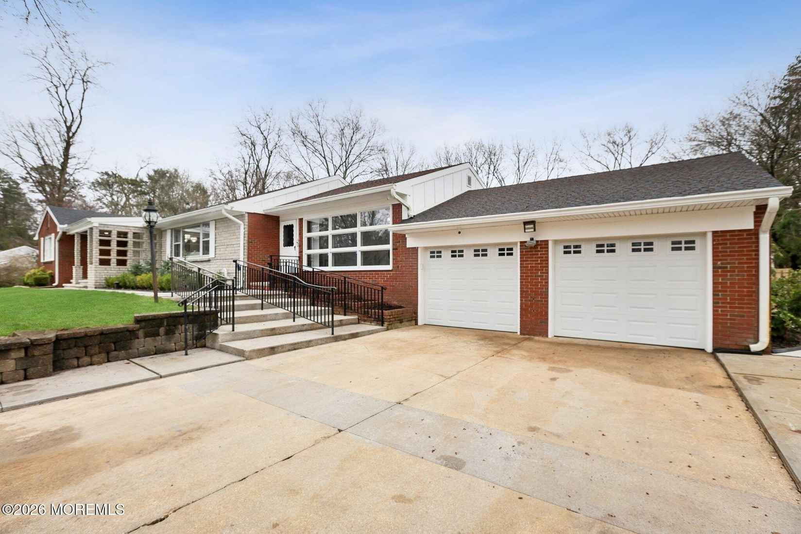 494 Frank Applegate Rd  