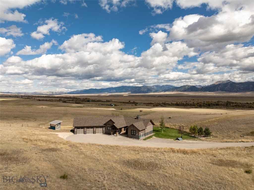 102 Diamondback Rd  