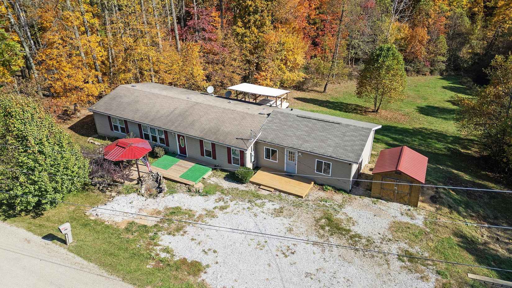 9176 Baker Rd  