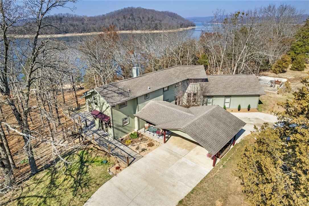 1555 11 02 acres CR 156  