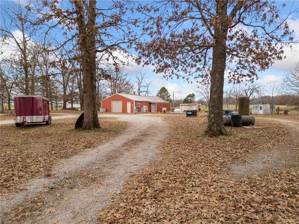 8049 N 7 Hwy  