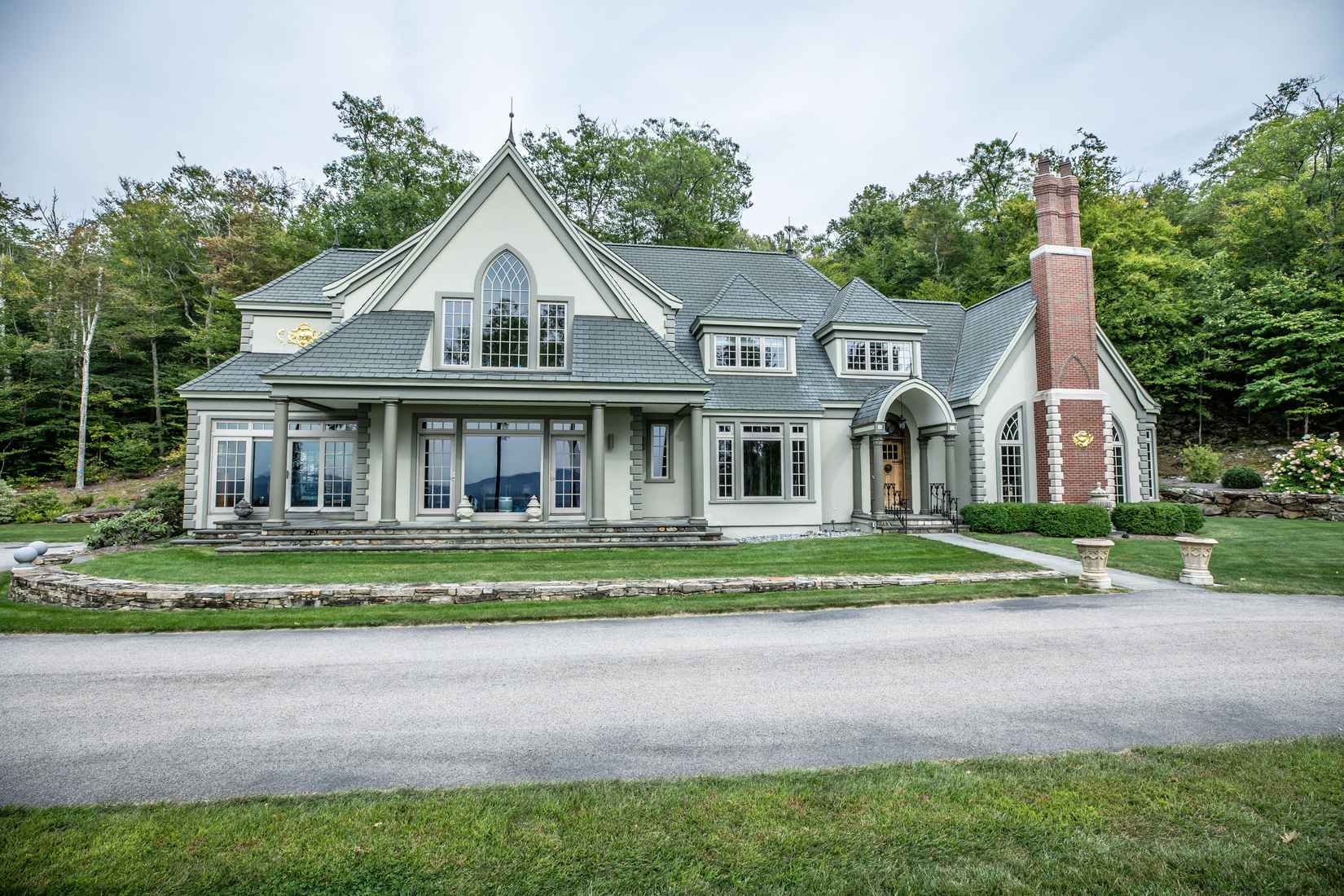 59 Westview Dr  