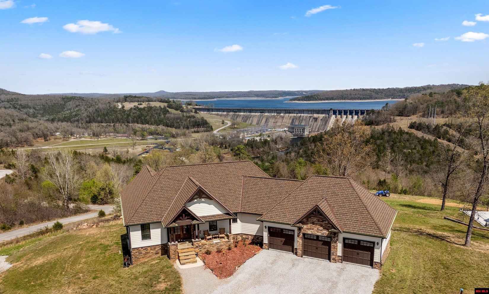 651 EAGLE ROOST Rd  