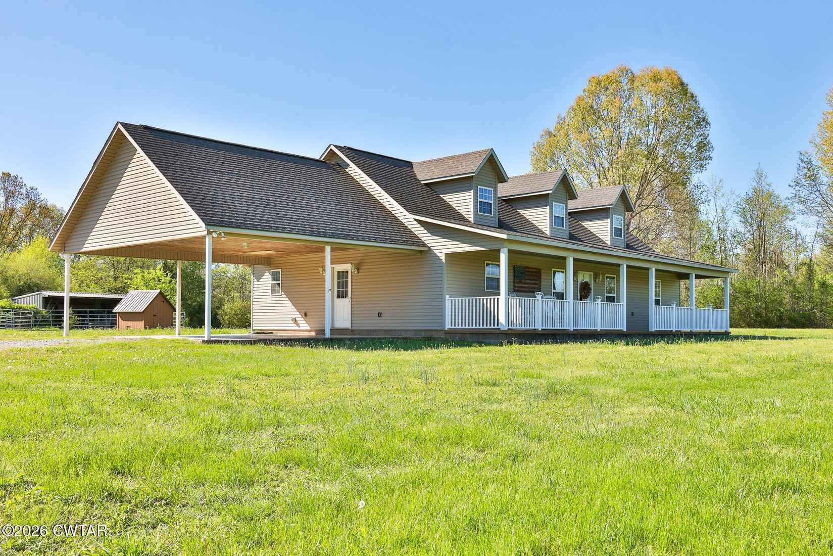821 Cochran Rd  