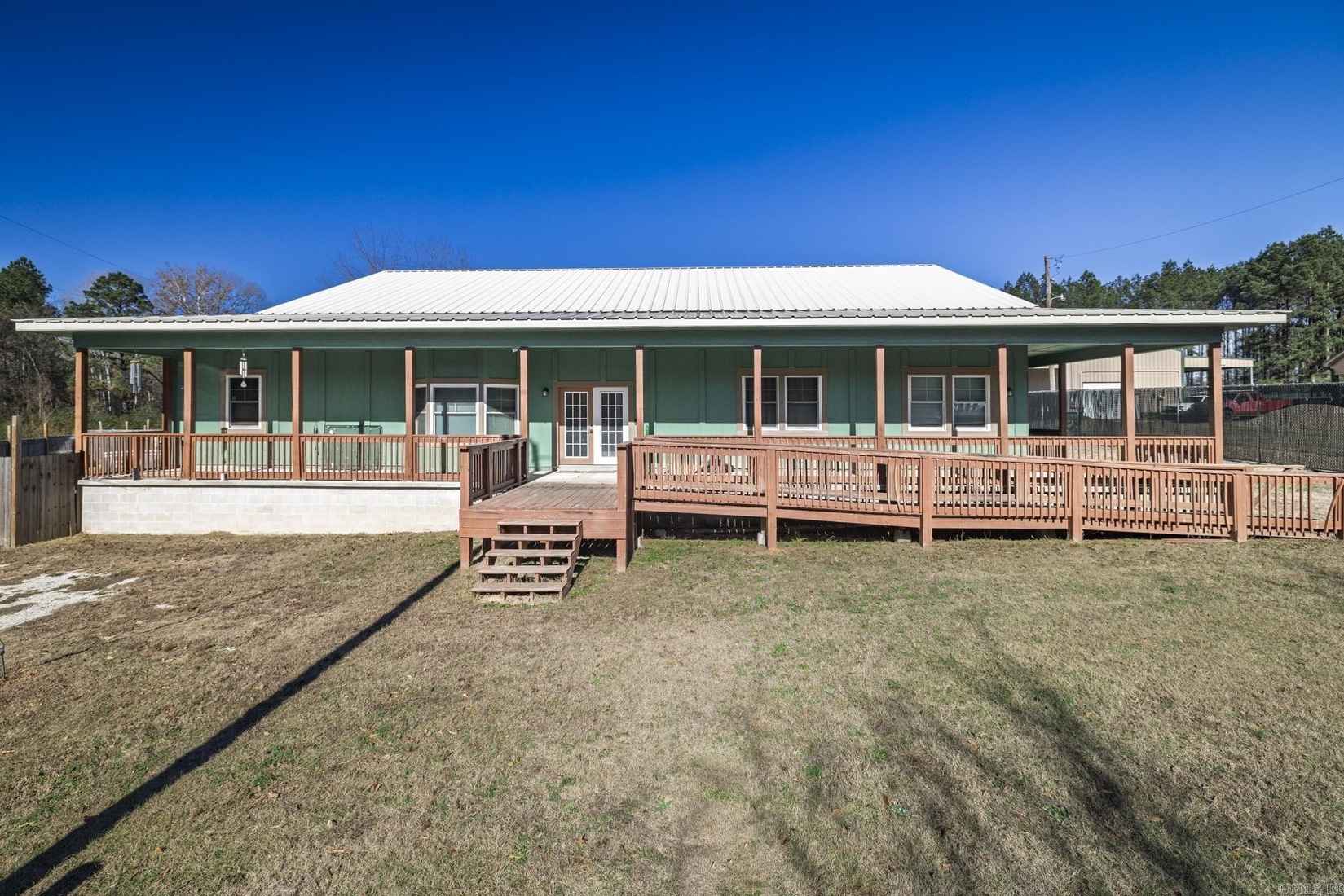 125 Boyette Loop Loop  