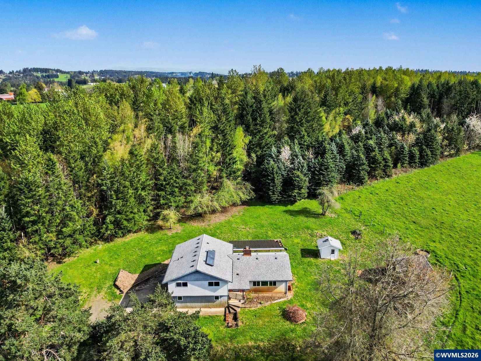 11072 S Bremer Rd  