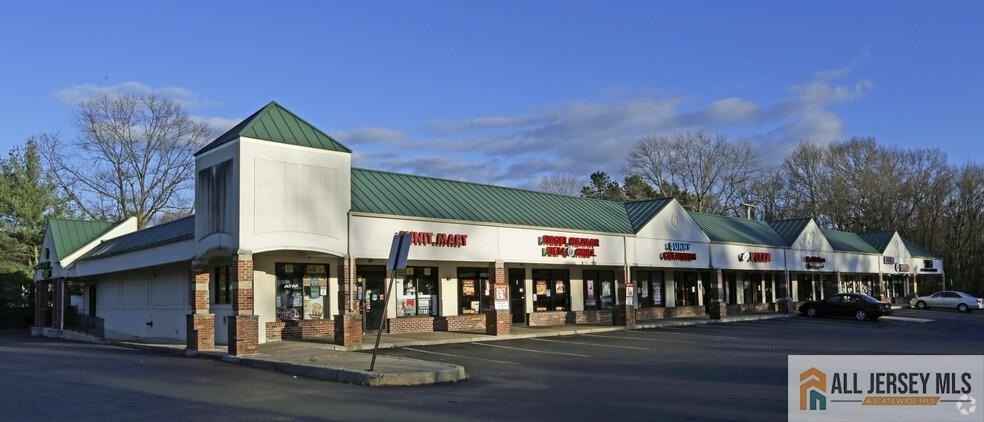 491 Manalapan Rd  