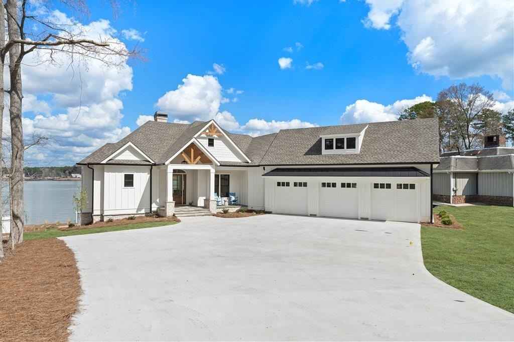 161 W Lakeview Dr  