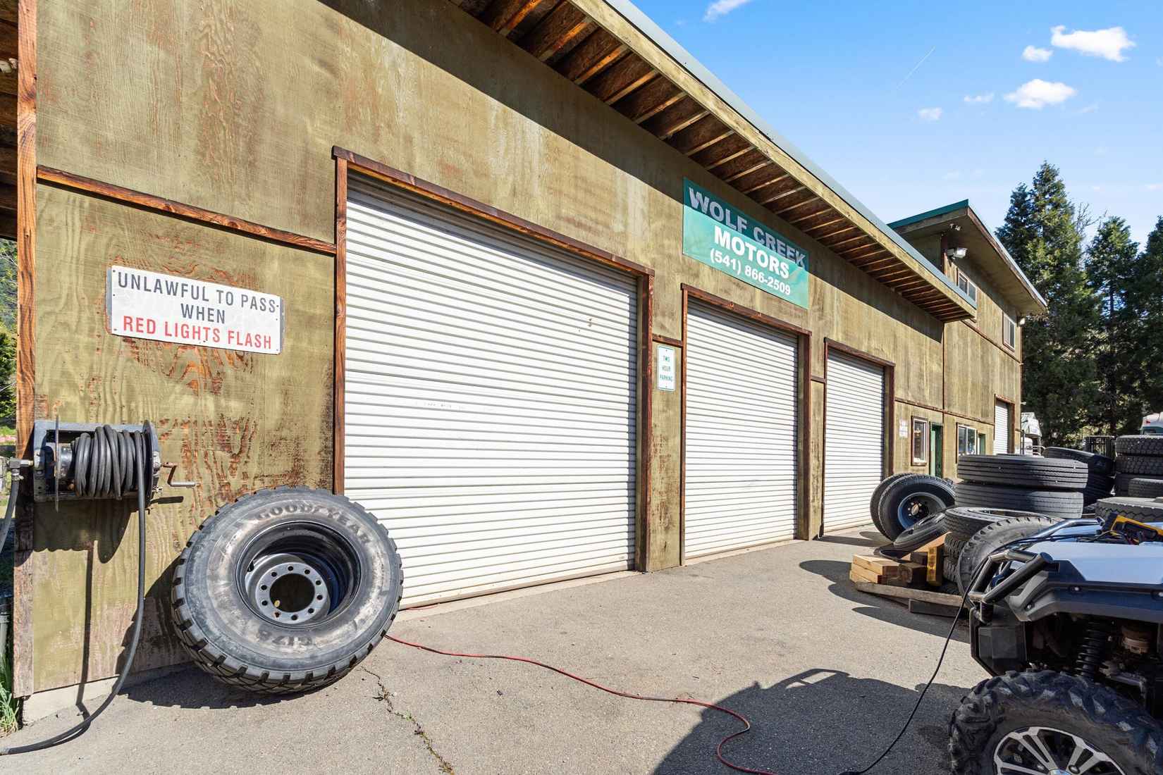 440 Old Highway 99 S  