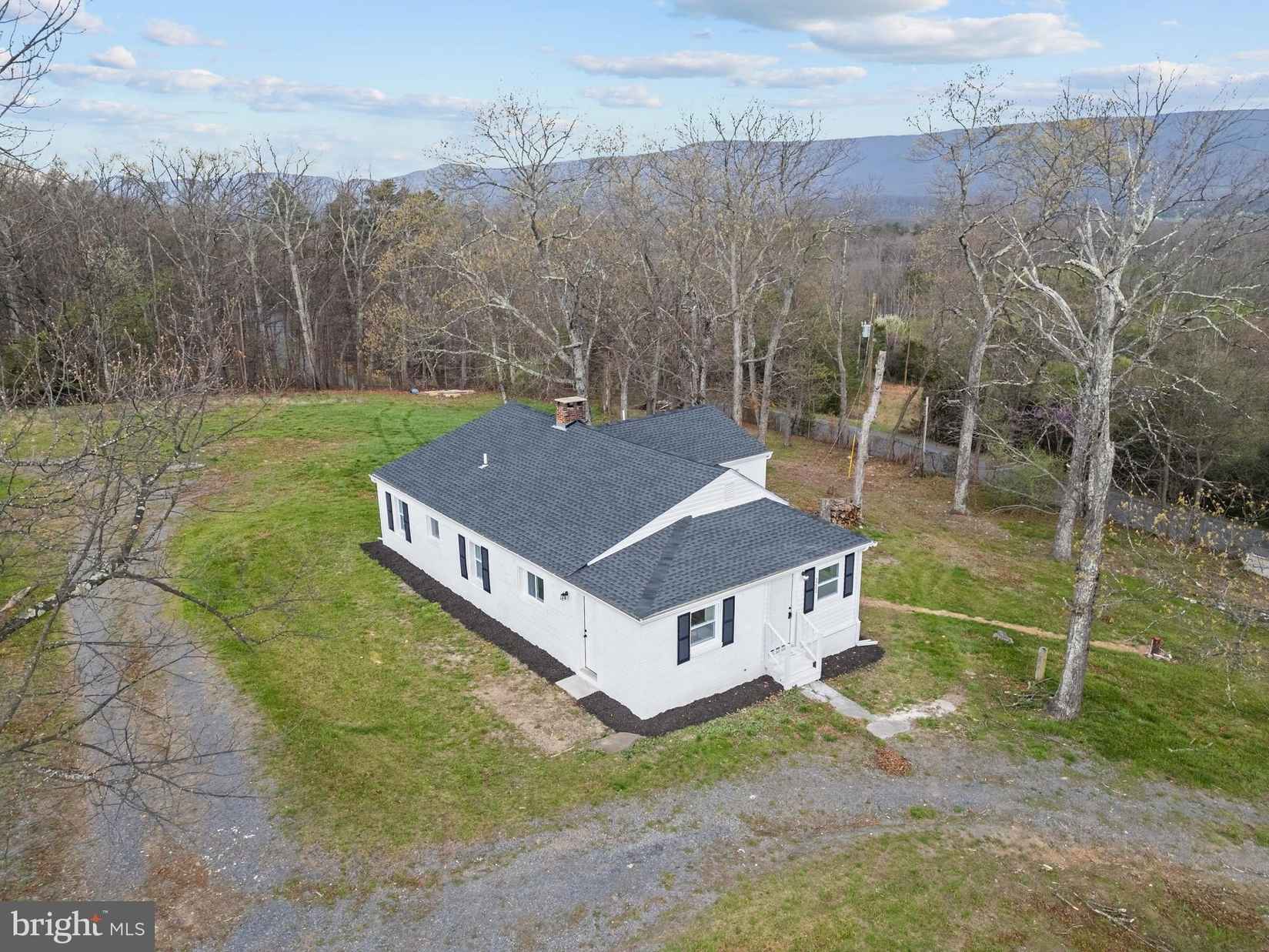 3221 LAUREL Grv Rd  