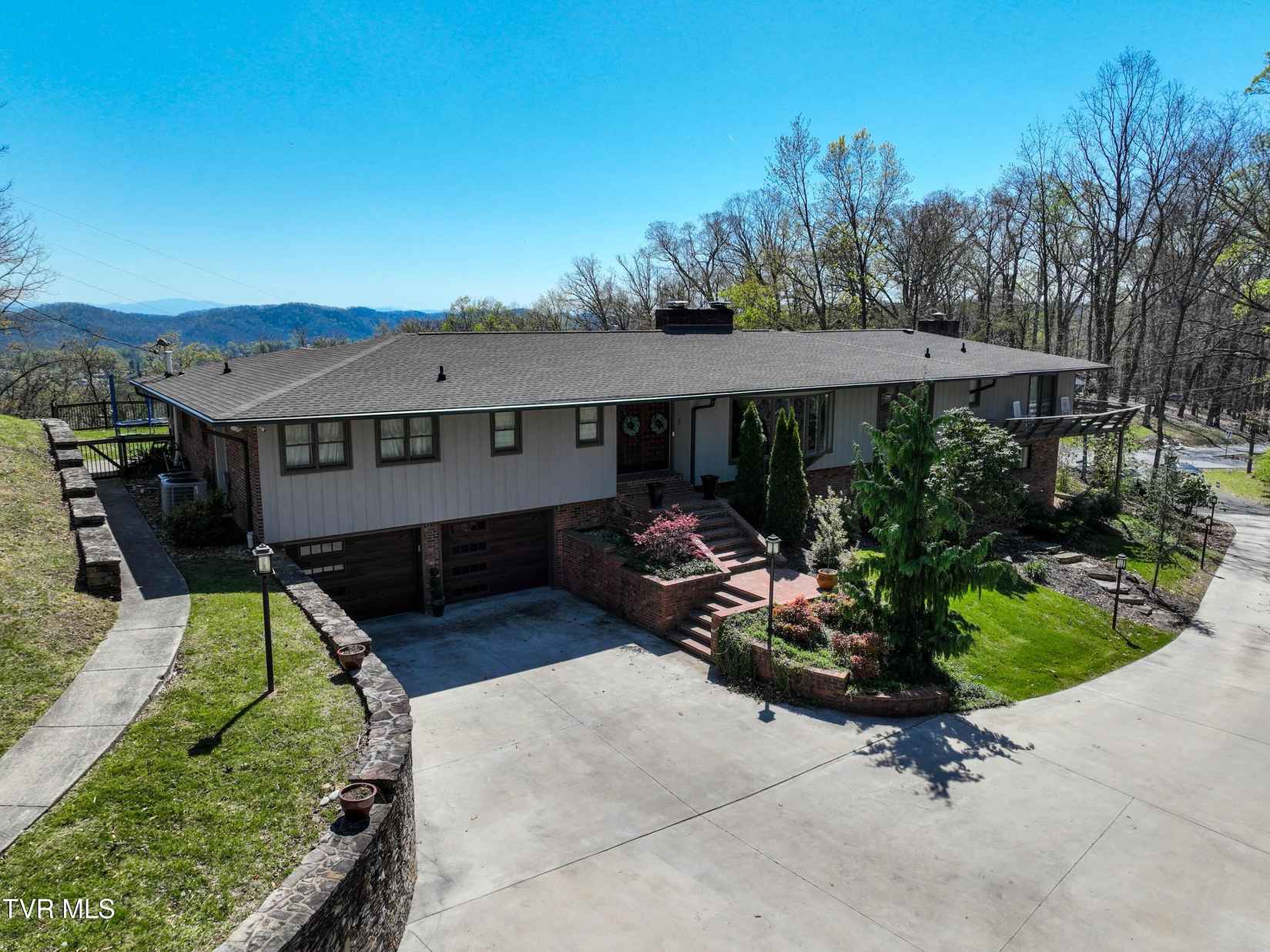 117 Skyline Dr  