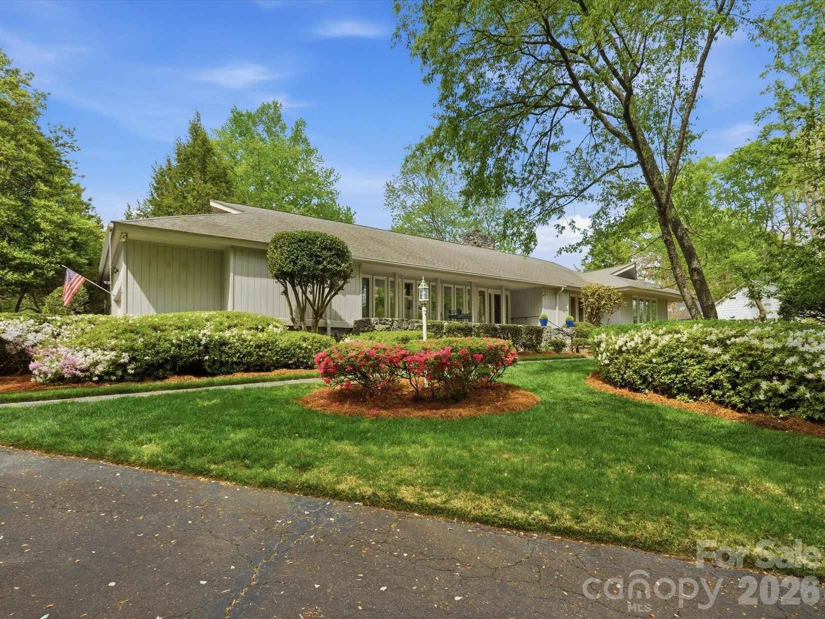 3713 Eaglebrook Dr  