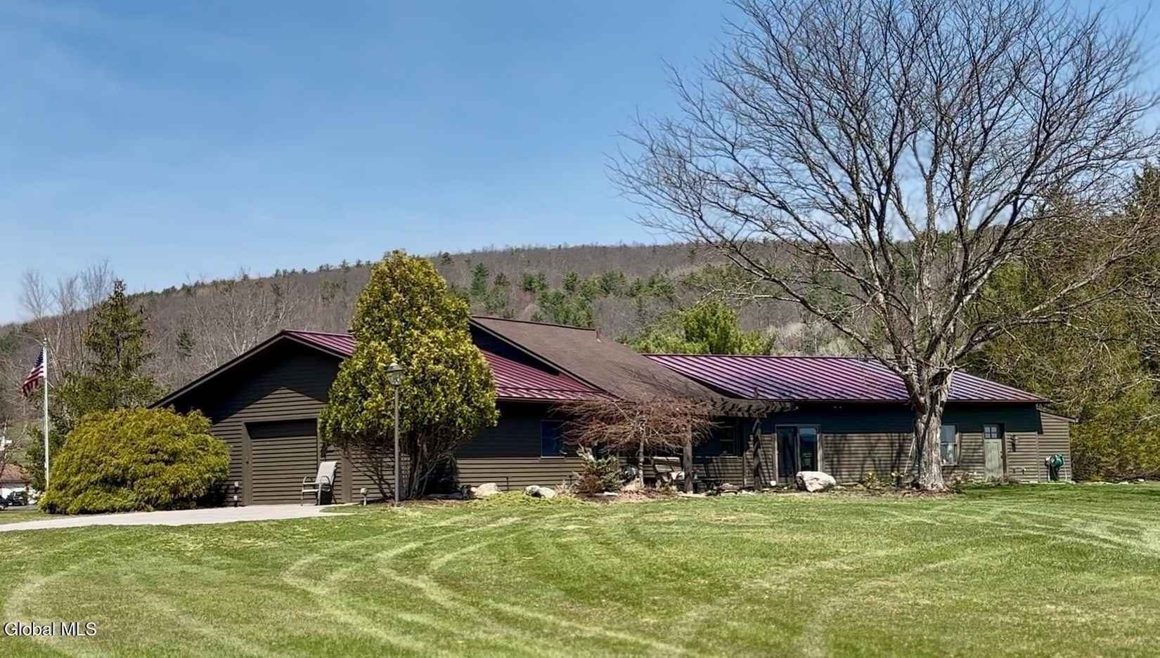 580 Ecker Hollow Rd  
