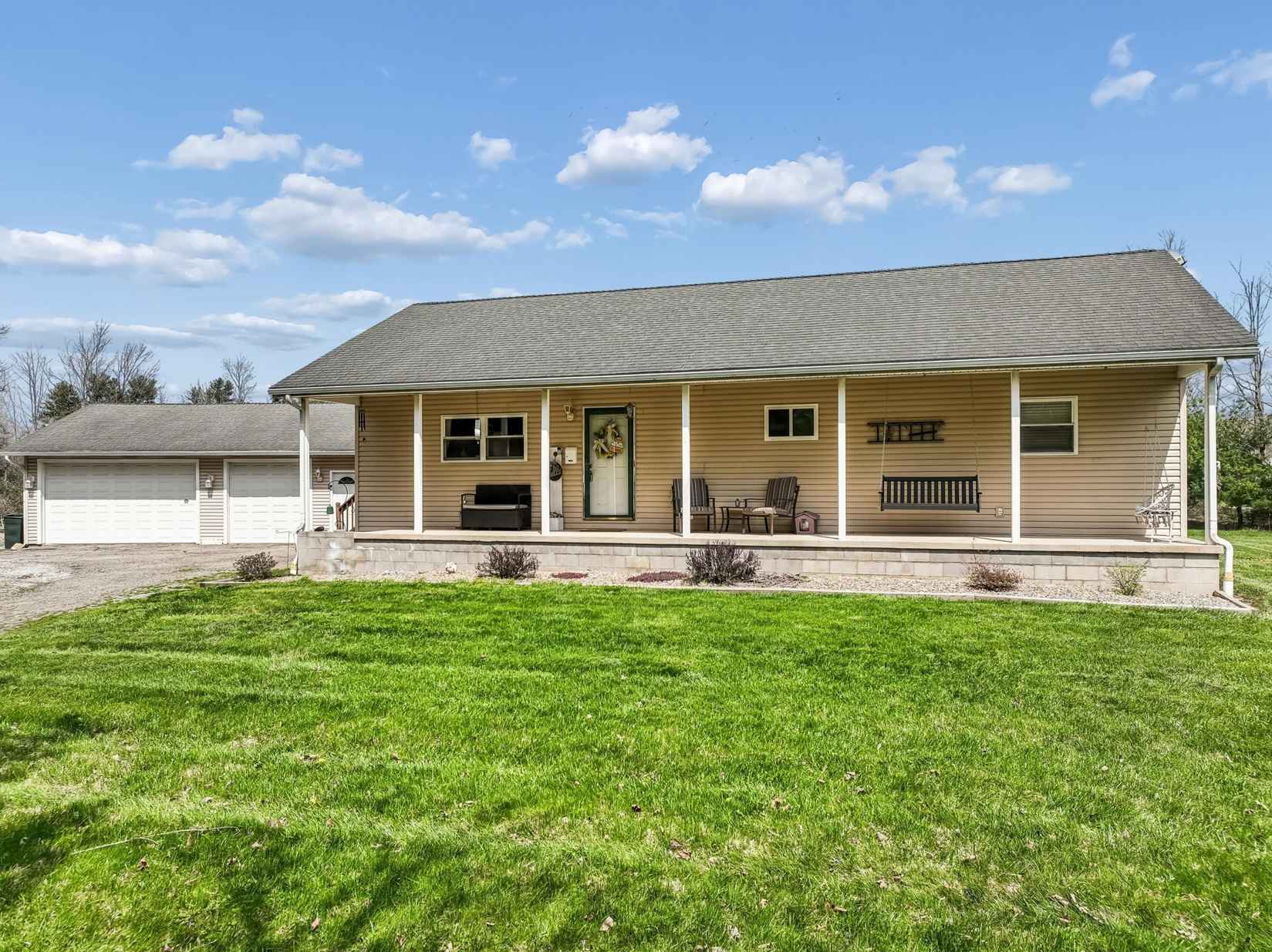 5537 US Hwy 42  