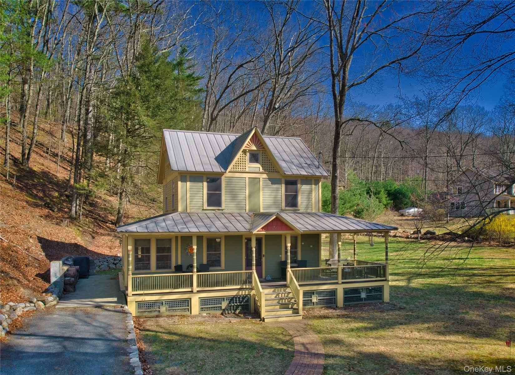 1193 South Rd  