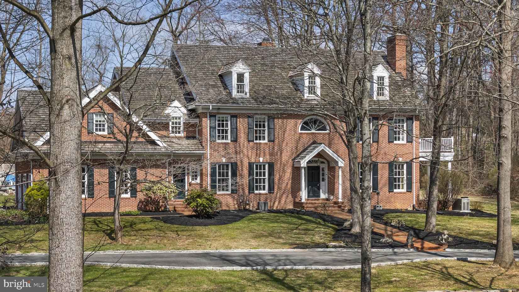 21 BASSETT HUNT Ln  