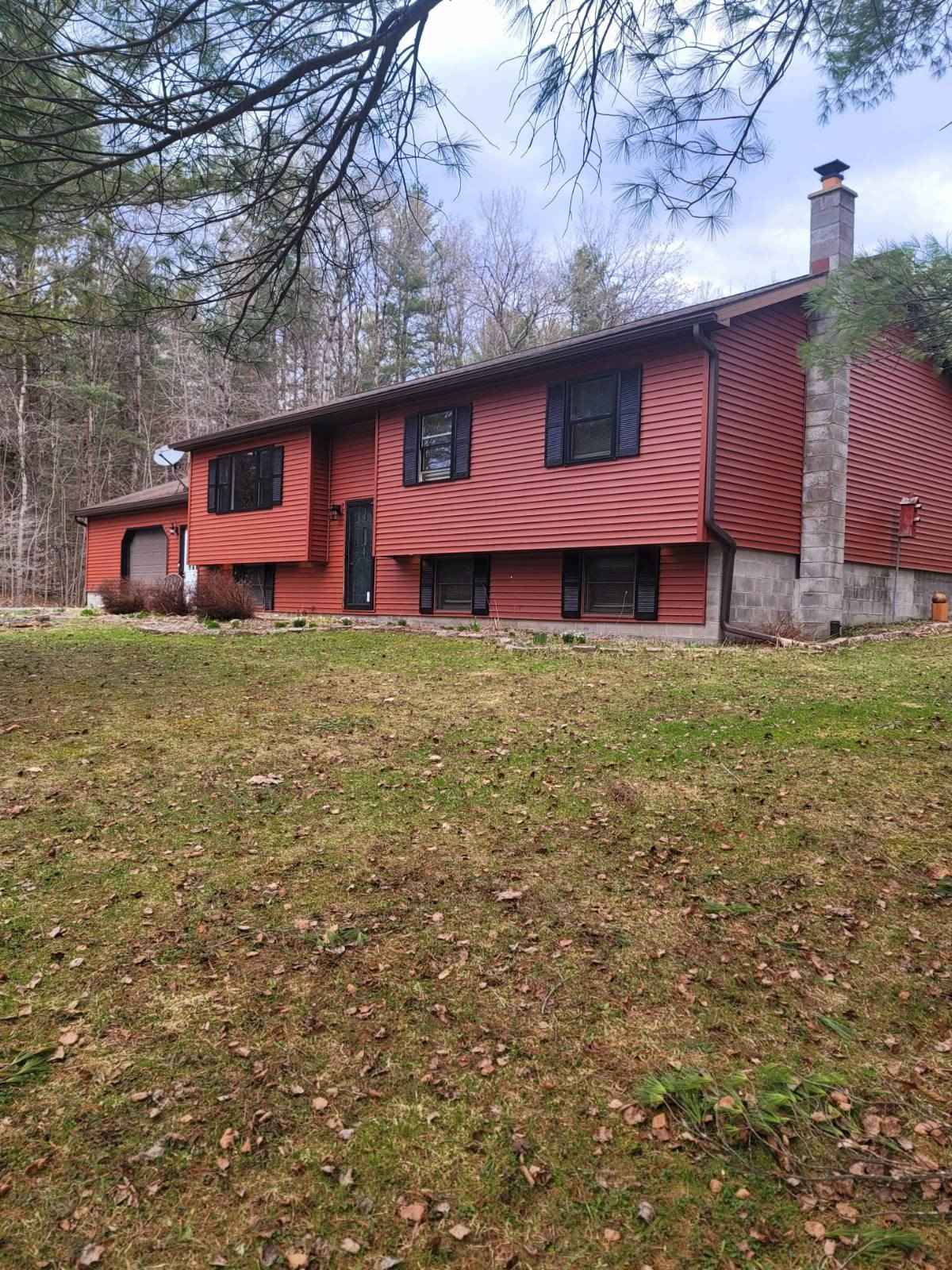 66 Valley View Dr  