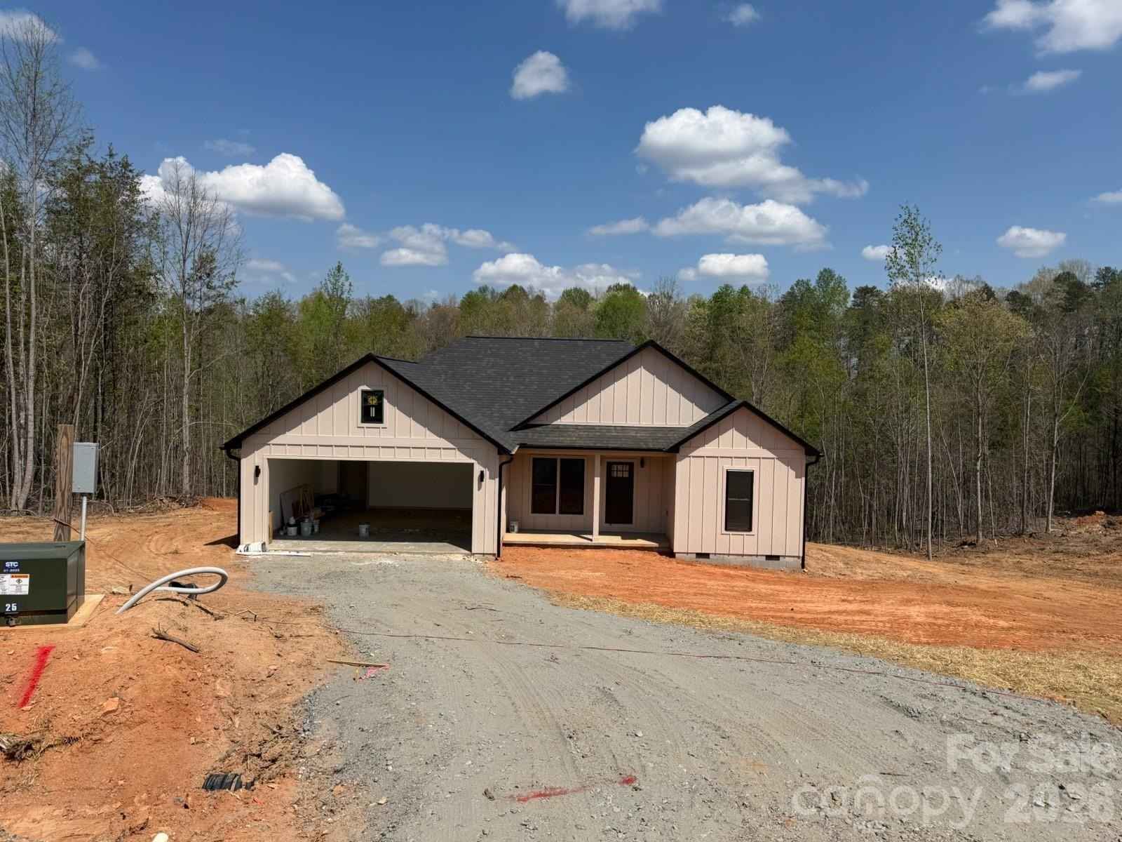 98 Lexxi Ln  